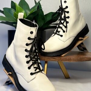 White Lace-Up Combat Boots with Black Accents - Sz 7.5